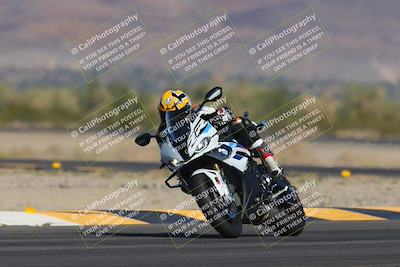 media/Nov-12-2023-SoCal Trackdays (Sun) [[5d1fba4e7d]]/Turn 14 (1035am)/